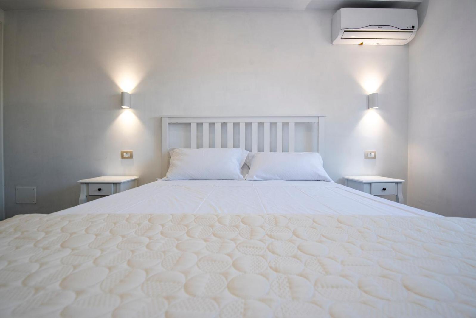 Villa Del Papiro Charme Apartments 아볼라 외부 사진